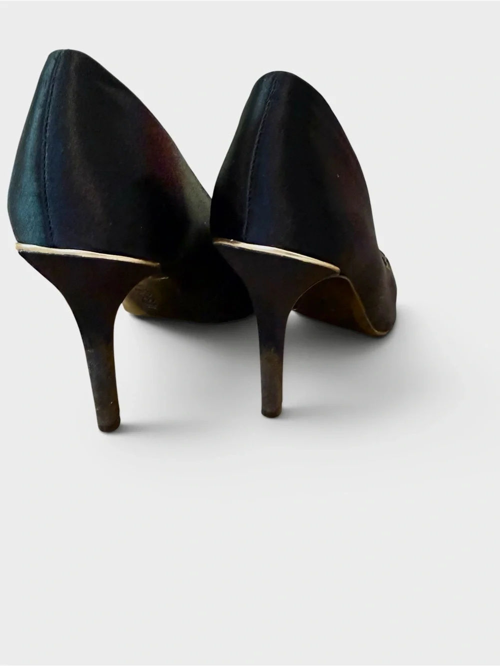 Lauren Ralph Lauren Black Satin Gold Trim Alani Pump 9B